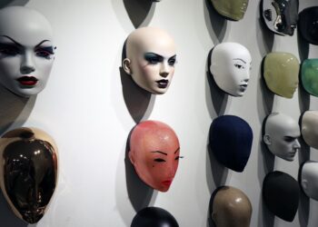 beauty trends, many mannequin faces